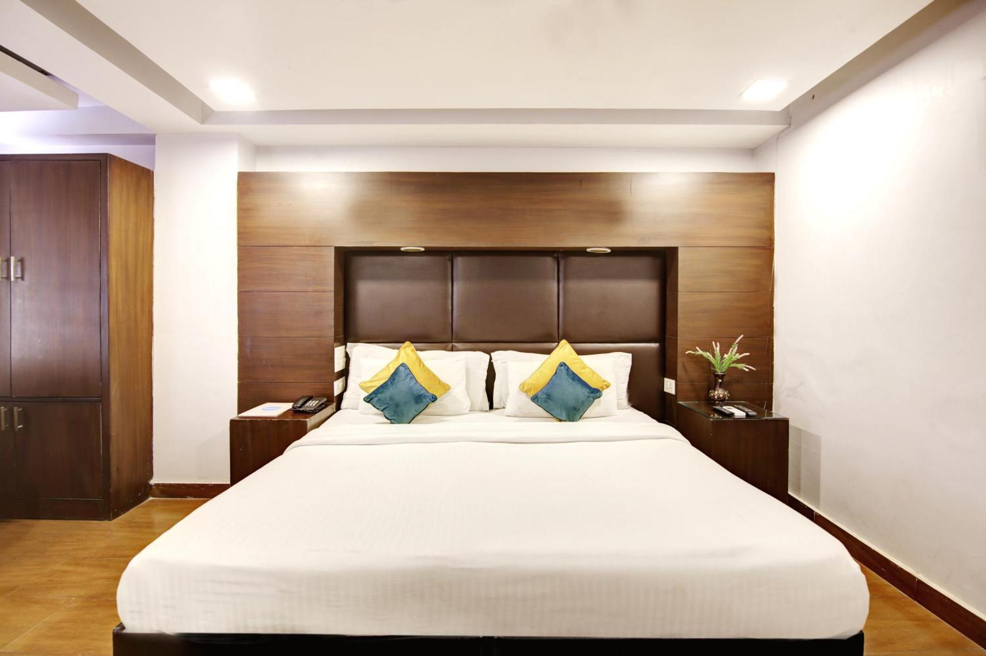Hotel Bb Palace Delhi  Exterior photo