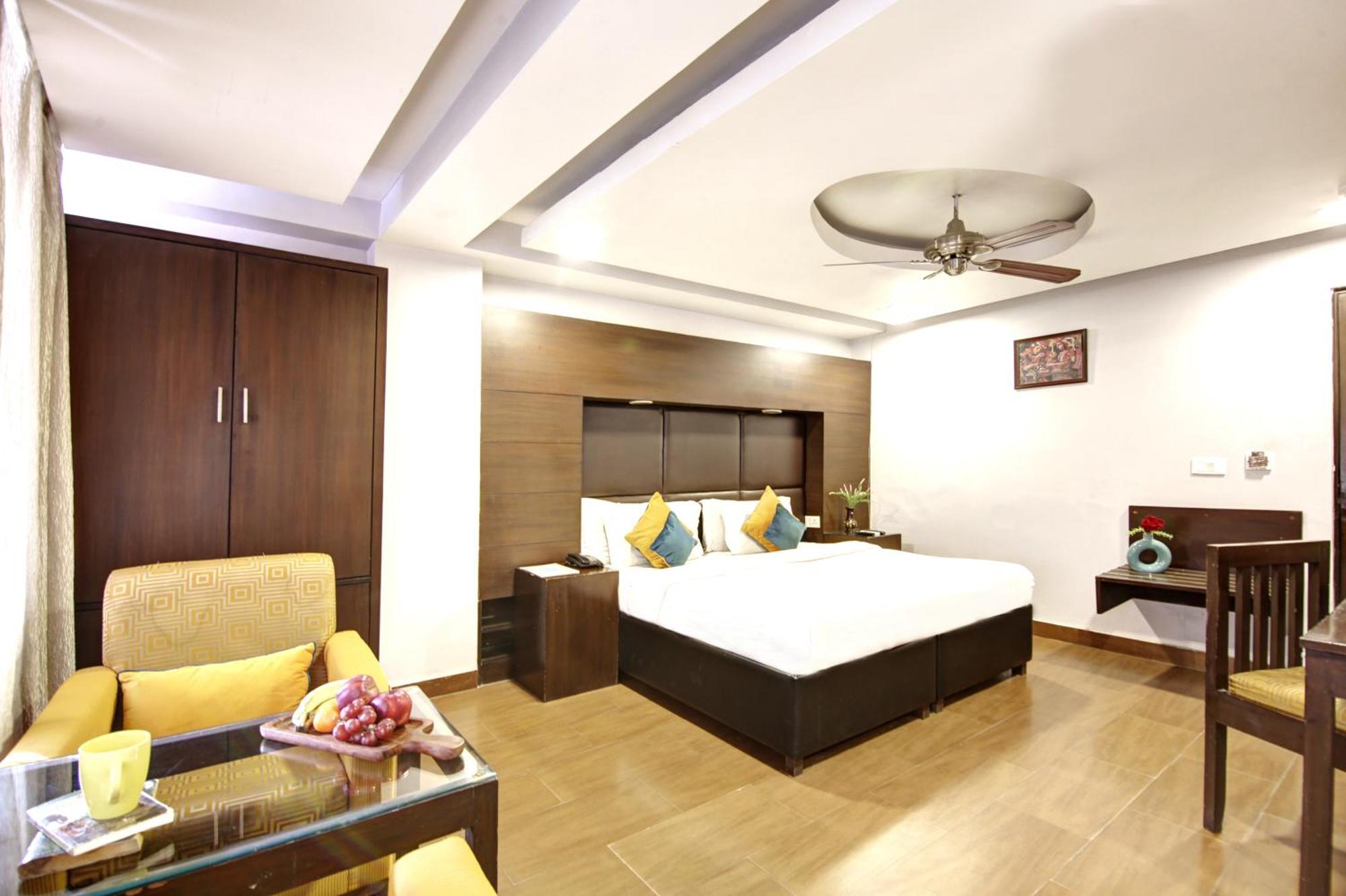 Hotel Bb Palace Delhi  Exterior photo