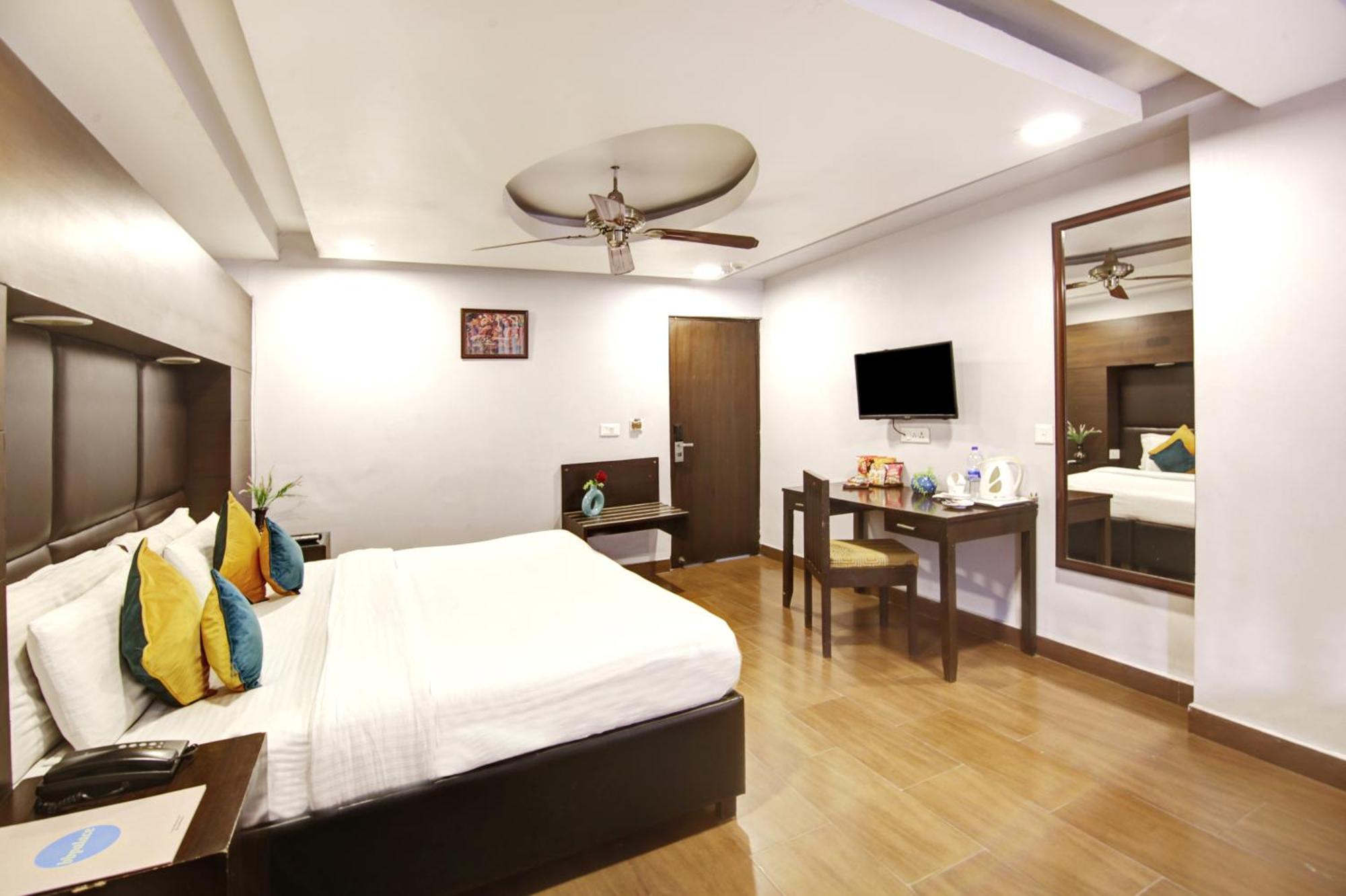 Hotel Bb Palace Delhi  Exterior photo
