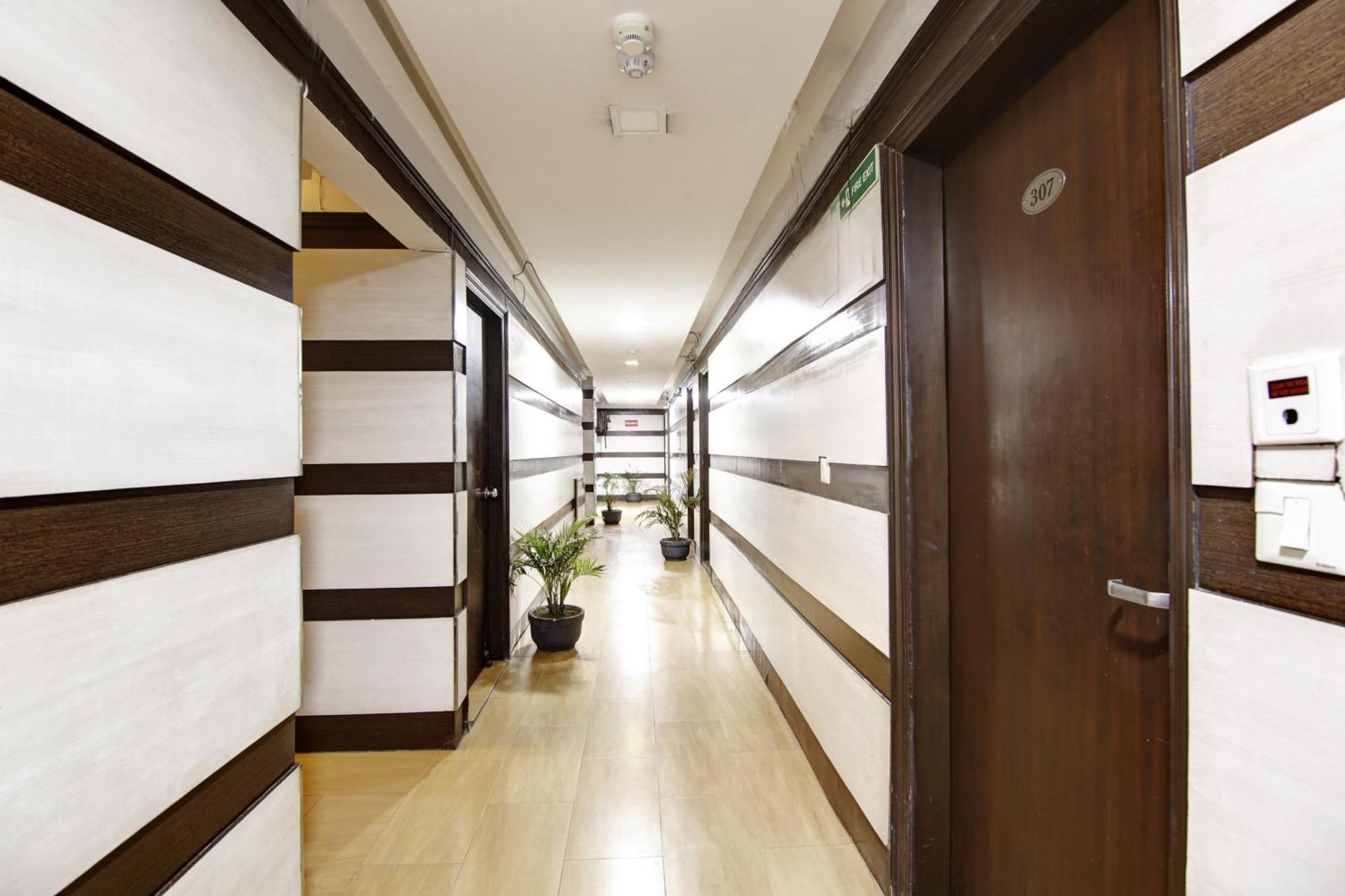 Hotel Bb Palace Delhi  Exterior photo